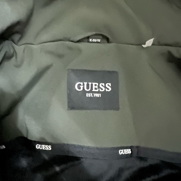 Guess winter jacket - Picture 5 of 7